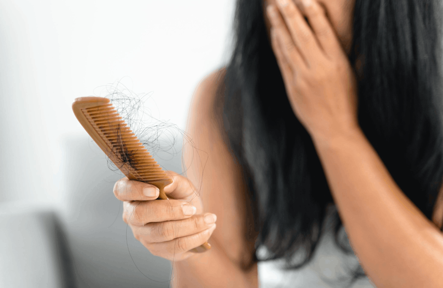 Hair loss Ayurvedic Treatment | Causes & Symptoms